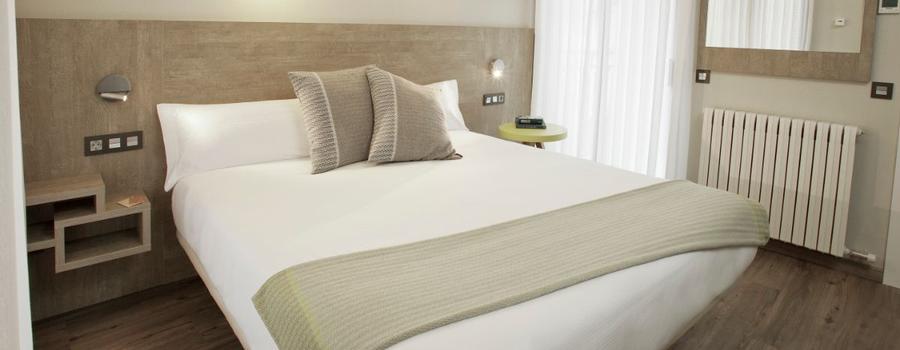 DOUBLE ROOM SINGLE USE Hotel Dos Rios Central DOUBLE ROOM SINGLE USE Hotel Dos Rios Central