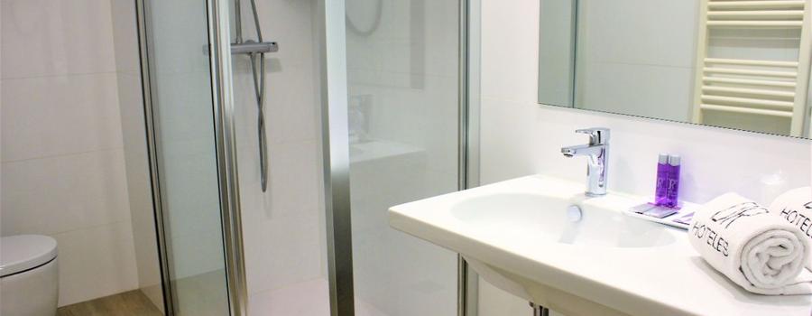 DOUBLE ROOM SINGLE USE Hotel Dos Rios Central DOUBLE ROOM SINGLE USE Hotel Dos Rios Central