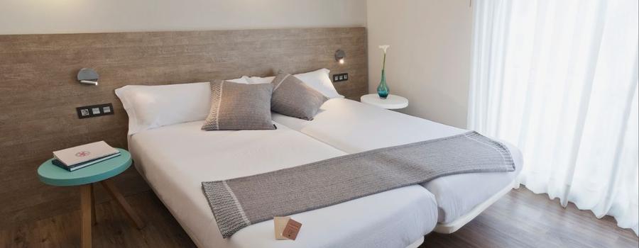 DOUBLE ROOM SINGLE USE Hotel Dos Rios Central DOUBLE ROOM SINGLE USE Hotel Dos Rios Central