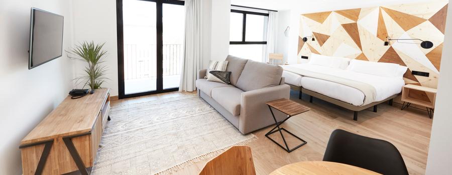Superior Studio with balcony (2-3 Pax) Superior Studio with balcony (2-3 Pax)