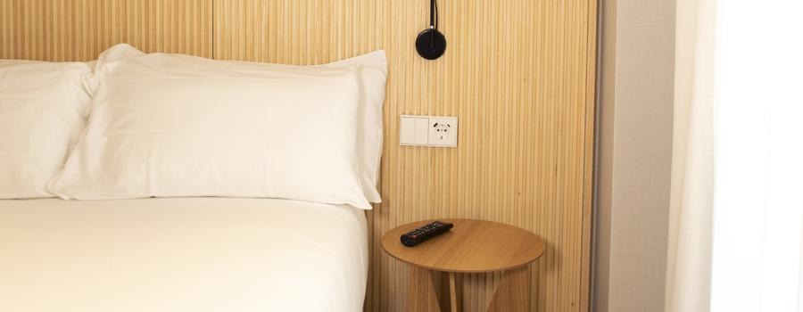 Double room with balcony (double bed) Double room with balcony (double bed)